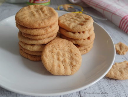 Biscotti al burro d'arachidi 3 ingredienti